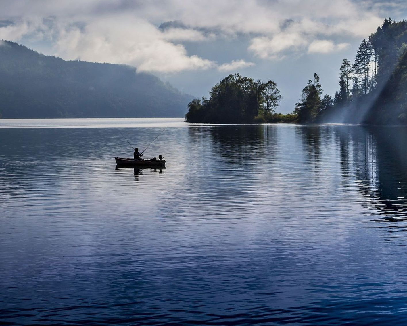 Fishing spot on the lake